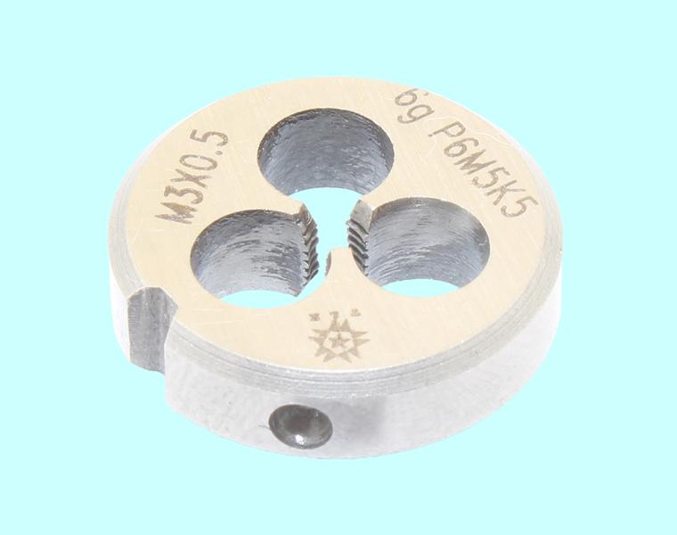 Плашка М  3,0 (0,5) dнар.20мм Р6М5К5  6g "TLX"