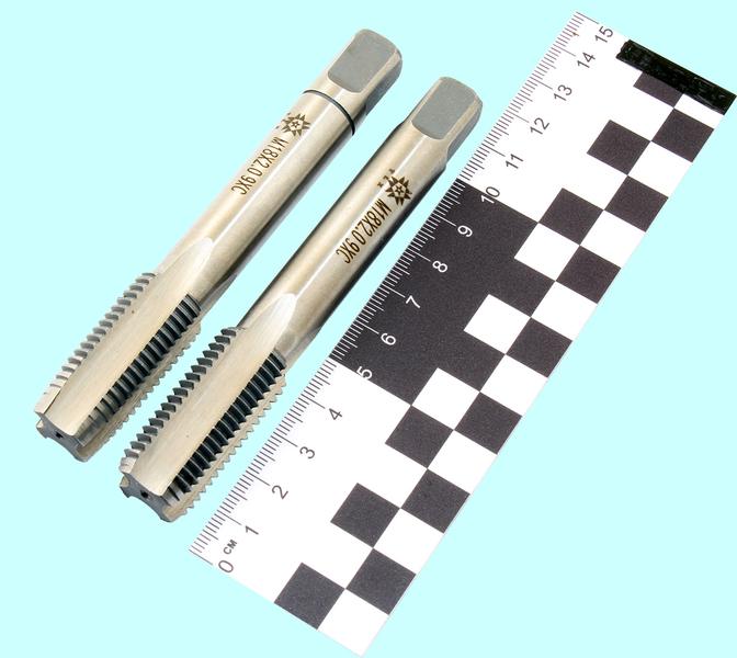 Метчик М18,0 х 2,0 9ХС ручной, комплект из 2-х шт. "TLX"