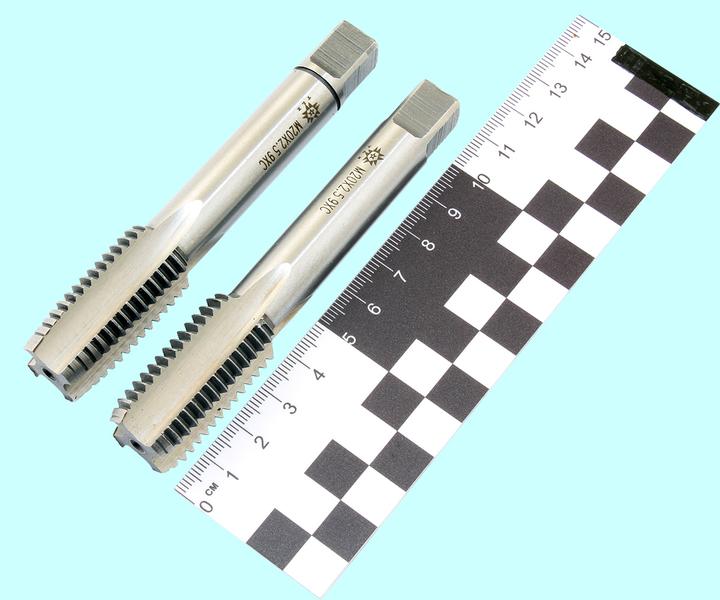 Метчик М20,0 (2,5) 9ХС ручной, комплект из 2-х шт. "TLX"