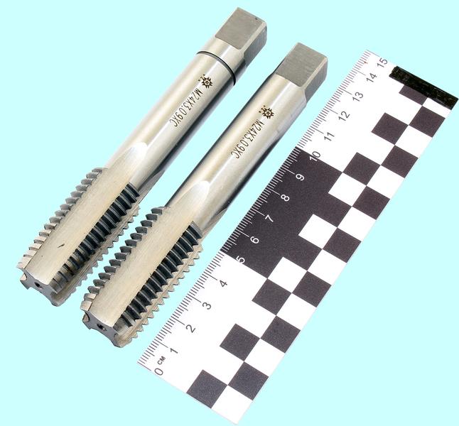 Метчик М24,0 (3,0) 9ХС ручной, комплект из 2-х шт. "TLX"