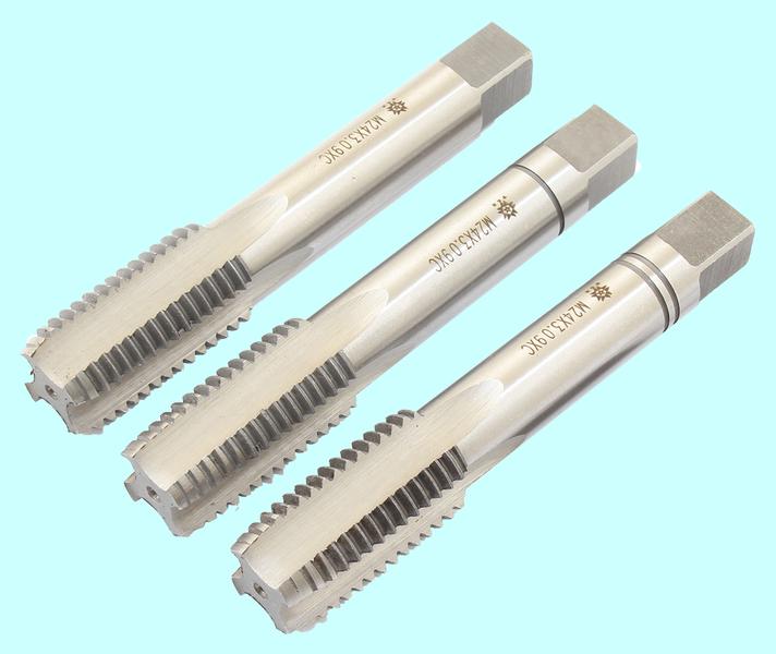 Метчик М24,0 (3,0) 9ХС ручной, комплект из 3-х шт. "TLX"