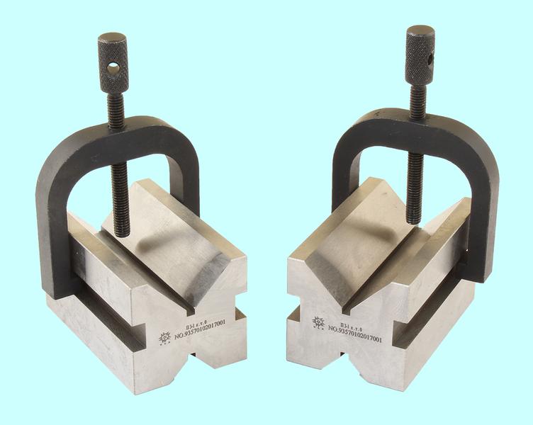 Призмы поверочные и разметочные  70х 45 х41мм тип  П3-1 кл.точн.0 (комплект из 2-х шт) "TLX"